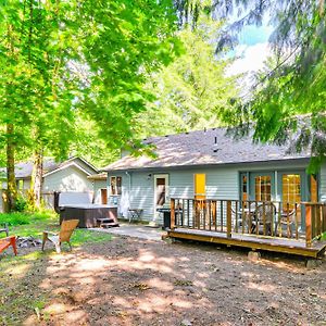 Rhododendron Retreat With Hot Tub Steps To River! Villa Exterior photo