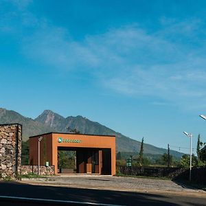 Bobocabin Gunung Rinjani, Lombok Hotel Sembalunlawang Exterior photo