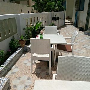 Appart Pied Dans L'Eau Apartment Sousse Exterior photo