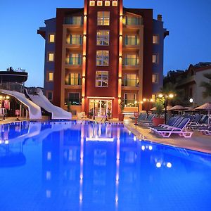 Club Alpina Hotel Marmaris Exterior photo