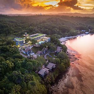 Palau Sunrise Sea View Landison Retreat Hotel Melekeok Exterior photo