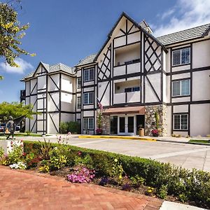 Worldmark Solvang Hotel Exterior photo