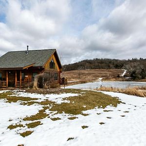 Lorelei Cabins Edelweiss Dubuque Exterior photo