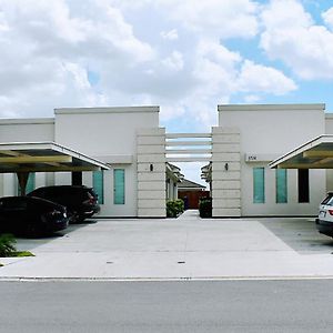 Weslaco Apt C 1 Apartment Exterior photo