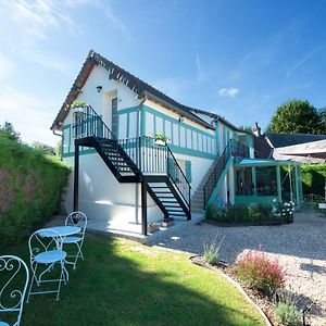 L'Echo Des Bois Bed & Breakfast Lyons-la-Foret Exterior photo