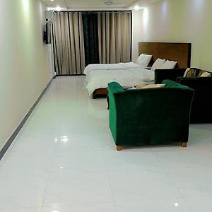 Furnished Rooms In Behria Enclave Islamabad Exterior photo