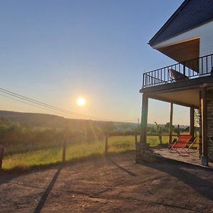 Les Herbesfolles De Oizy Bed & Breakfast Exterior photo