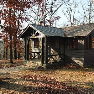 Camp Pin Oak Hotel Kaiser Exterior photo