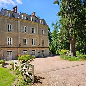 Chateau De Montsable Bed & Breakfast Lezoux Exterior photo