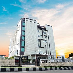 The Emerald Grand Hotel Dehradun Exterior photo