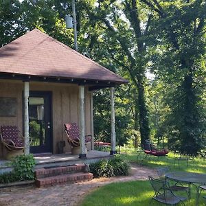 Sunflower Cottage On The River Clarksdale Exterior photo