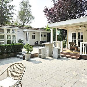 Beautiful Beach Hut In Voorthuizen With Wellness Villa Exterior photo