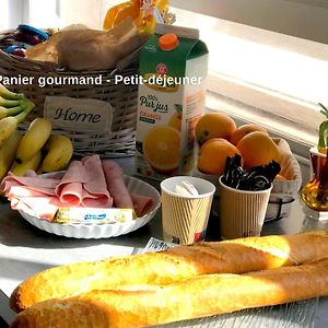 Sejour Perpignan Avec Petit-Dejeuner A La Demande Et Piscine A 20 Minutes De L'Espagne A Le Palace Climatise Apartment Exterior photo