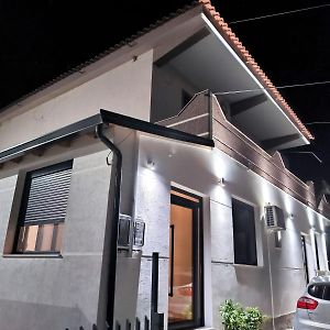 Guesthouse Aurel Berat Exterior photo