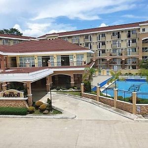 Arezzo Place Davao Aparthotel Lanang Exterior photo