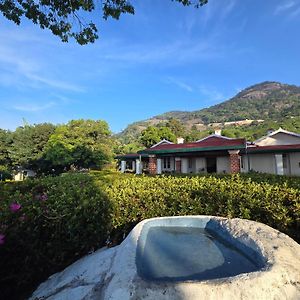 Adderley Bungalow Hotel Yedapalli Exterior photo