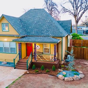 Ralphie'S House Chickasha - Sleeps 10 - Hi Speed Wifi - Brand New! Villa Exterior photo