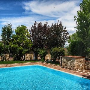 Apartment In A Farmhouse With Swimming Pool Mensanello Exterior photo