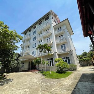 Thien Binh Hotel Hoa Binh Exterior photo