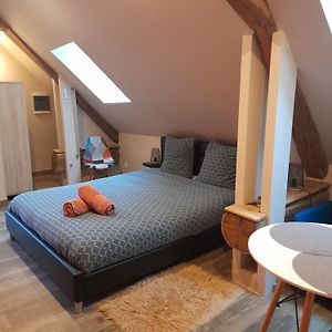 Chambre D'Hotes Sophora - Les Cles Des Lys Bed & Breakfast Moret-sur-Loing Exterior photo