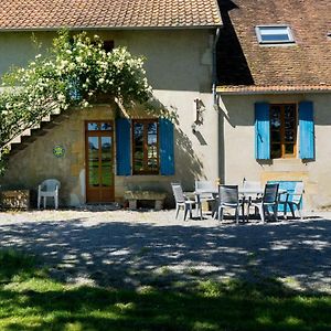 Gite Familial Avec Piscine, Loisirs Et Nature Pres De Souvigny - Fr-1-489-231 Villa Exterior photo