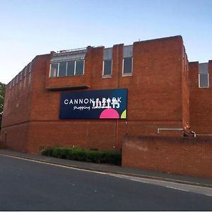 Best Location Close To University & Shopping Center, Free Private Parking Hotel Coventry Exterior photo