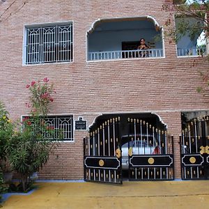 Kumarasamy House Apartment Tiruchengodu Exterior photo