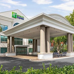 Holiday Inn Express Hotel & Suites Hagerstown, An Ihg Hotel Exterior photo