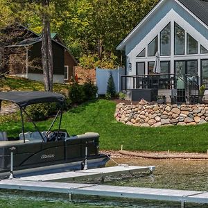 Cottage On The Lake Traverse City Exterior photo