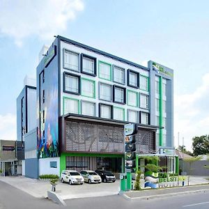 Dk Belstar Hotel Belitung Tanjung Pandan Exterior photo