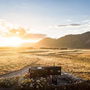 Skylark Cabin Bed & Breakfast Twizel Exterior photo