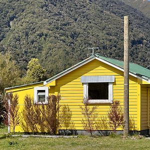 Rustic, Basic Cosy Alpine Hut, In The Middle Of The Mountains Villa Otira Exterior photo