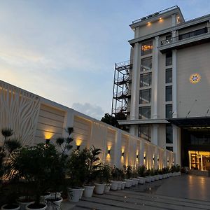 The Mudra Hotel Varanasi Exterior photo