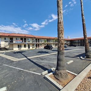 American Inn I10 Rialto And Colton Exterior photo