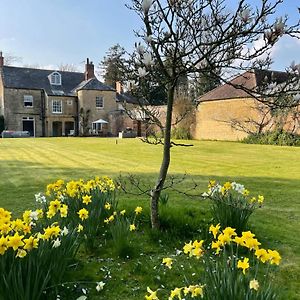 Georgian Home With Heated Swimming Pool Crewkerne Exterior photo