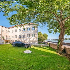 Ferienwohnung Im Erdgeschoss Persenbeug Exterior photo