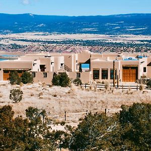 The Grand Hacienda Inn With Breakfast Abiquiu Exterior photo