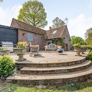 The Cottage High Wykehurst End Cranleigh Exterior photo