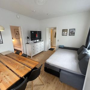 Central Apt With Parking Possibility, Netflix & Near Attractions Apartment Aarhus Exterior photo