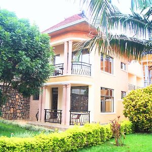 Stand Alone House Hotel Kigali Exterior photo