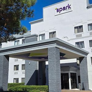 Spark By Hilton Grapevine Dfw North Hotel Exterior photo