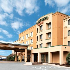 Courtyard By Marriott Salisbury Hotel Exterior photo