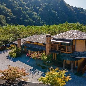 Kim Satgat Heukjib Yiyagi Hotel Yeongwol Exterior photo