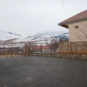 Qusar Aladash Hotel Exterior photo