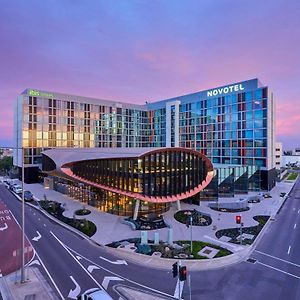 Novotel Melbourne Airport Exterior photo