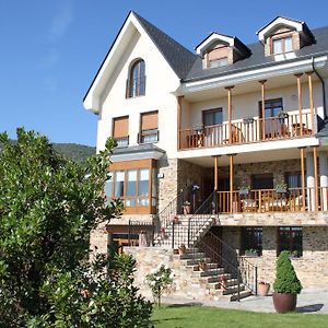 Villa Mencia Corullon Exterior photo