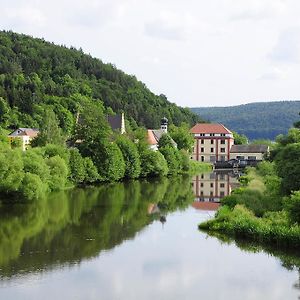 Hotel Schlossresidenz Heitzenhofen Duggendorf Exterior photo