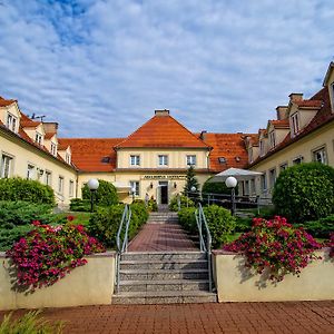 Hotel Adalbertus Gniezno Exterior photo