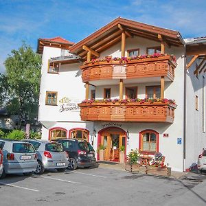 Hotel Sonnenhof - Bed & Breakfast & Appartements Mutters Exterior photo