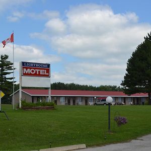 Lighthouse Motel Walkerton Exterior photo